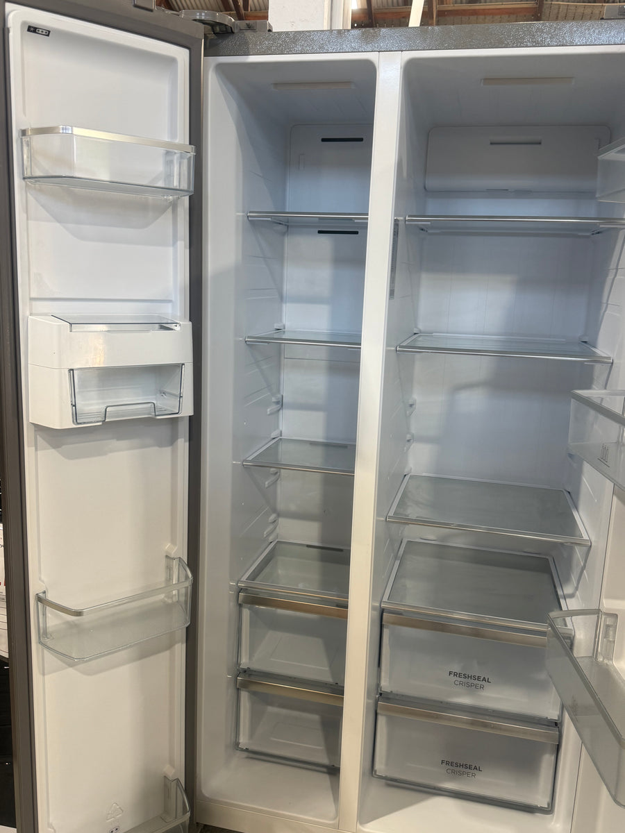 Second hand Westinghouse 624L Side by Side Refrigerator – Stainless Steel WSE6630SA
