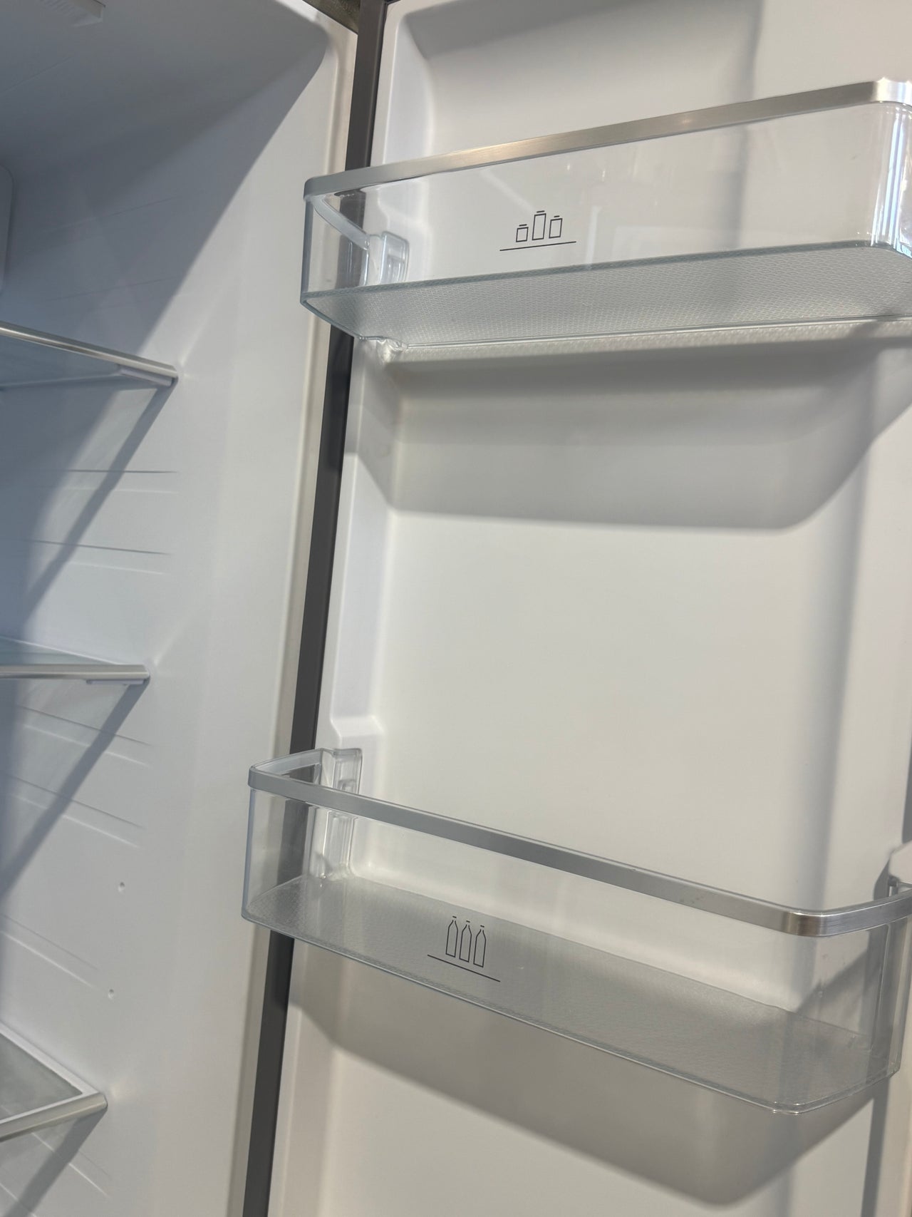 Second hand Westinghouse 624L Side by Side Refrigerator – Stainless Steel WSE6630SA