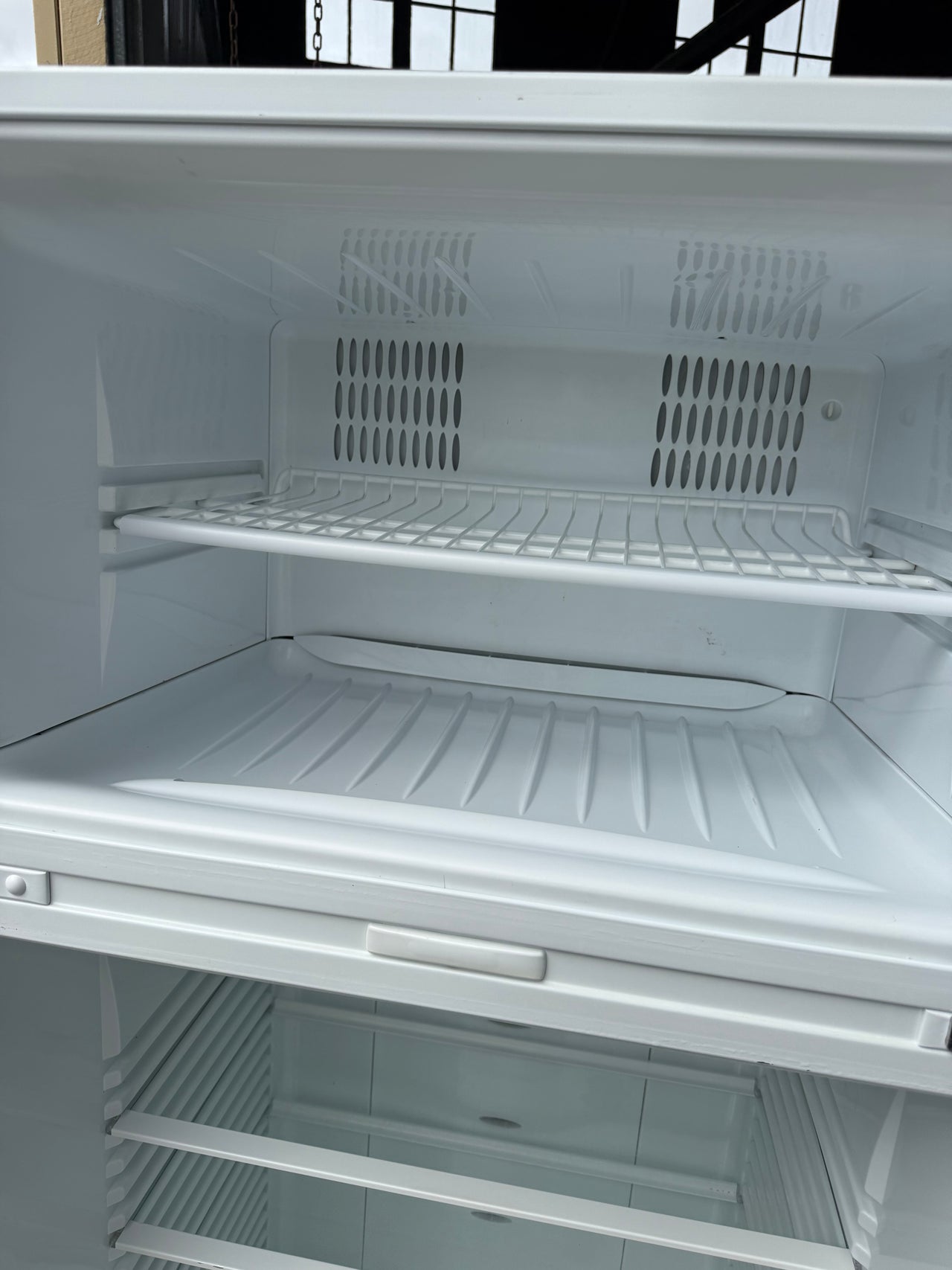 Second hand Fisher & Paykel E440T 447L Top Mount Fridge