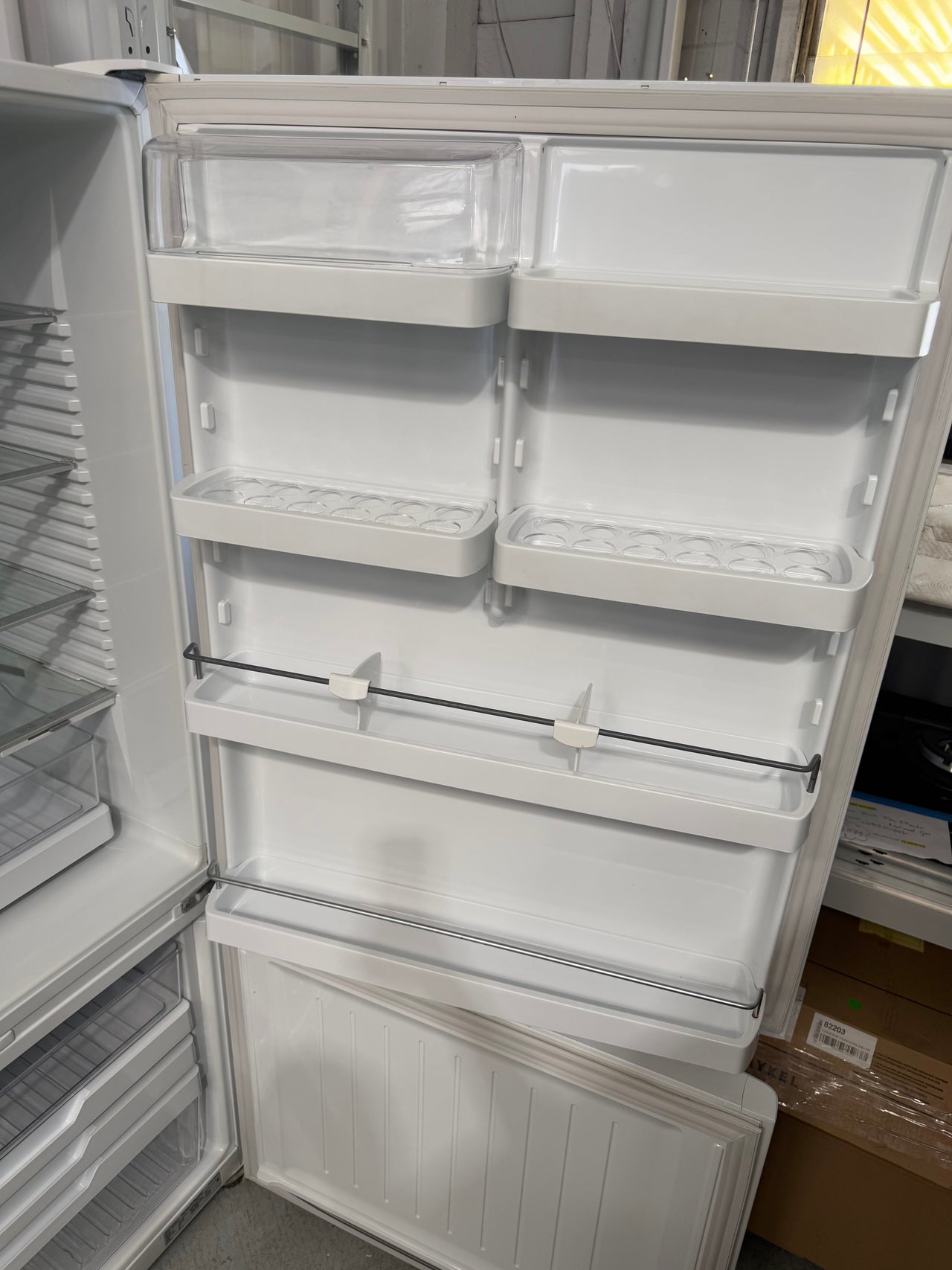 Second hand 519L Fisher & Paykel Fridge  Model Number: E522BRE - Second Hand Appliances Geebung