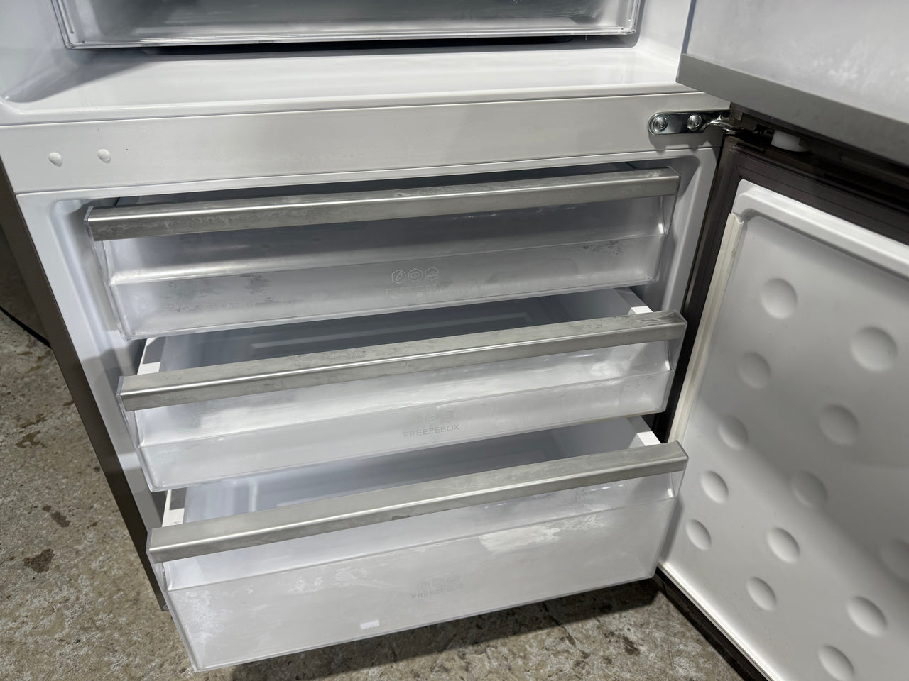 Factory second Haier 416L Bottom Mount Frost Free Fridge HRF450BS2