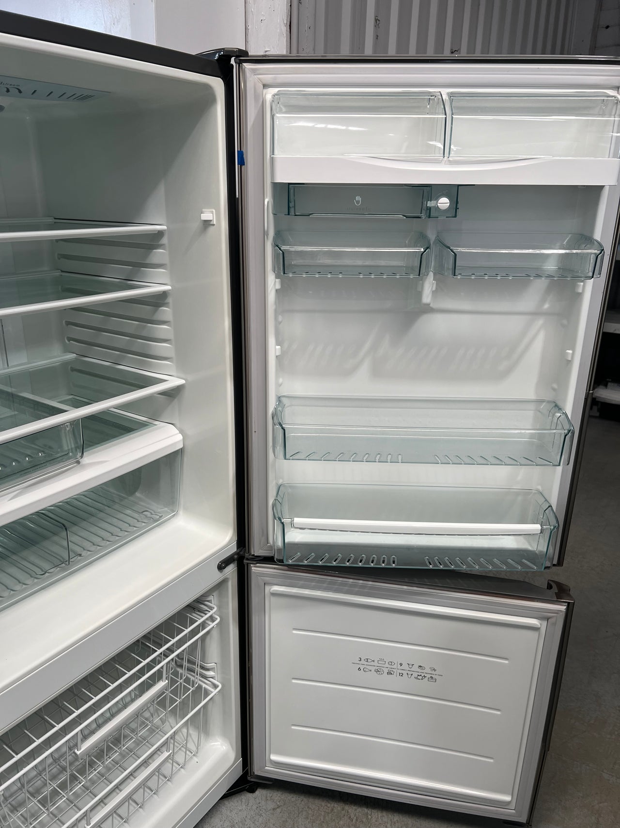 Second hand 430L Westinghouse bottom mounted fridge BJ433V - Second Hand Appliances Geebung