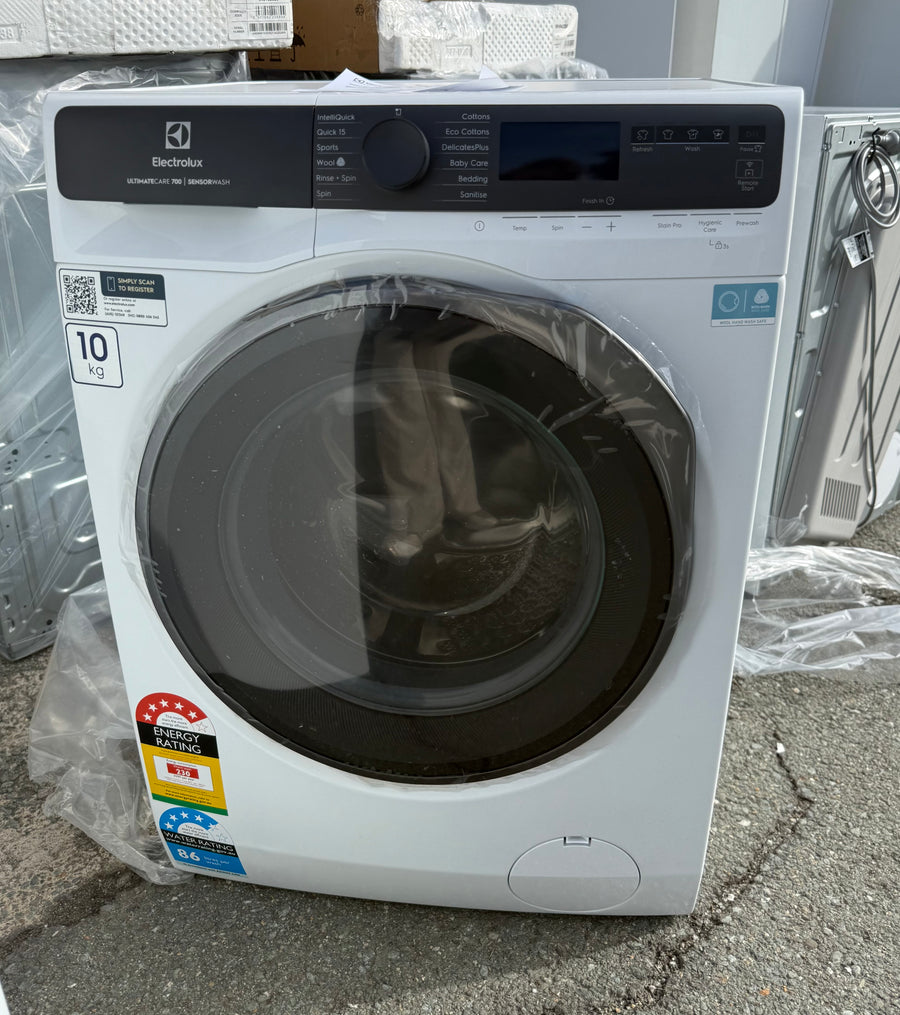 Transportation damaged Electrolux UltimateCare 700 10 kg Front Load Washer – Model EWF1043R7WC - Second Hand Appliances Geebung