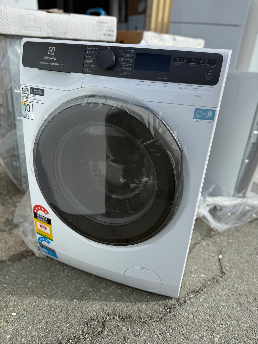 Transportation damaged Electrolux UltimateCare 700 10 kg Front Load Washer – Model EWF1043R7WC - Second Hand Appliances Geebung