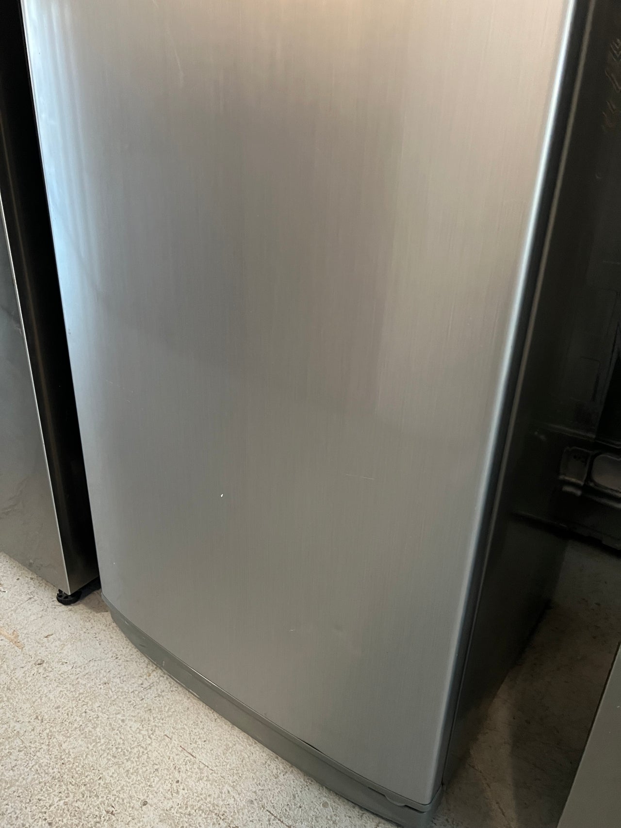 Second hand 385L Samsung Top Mounted Refrigerator SR385NTS - Second Hand Appliances Geebung