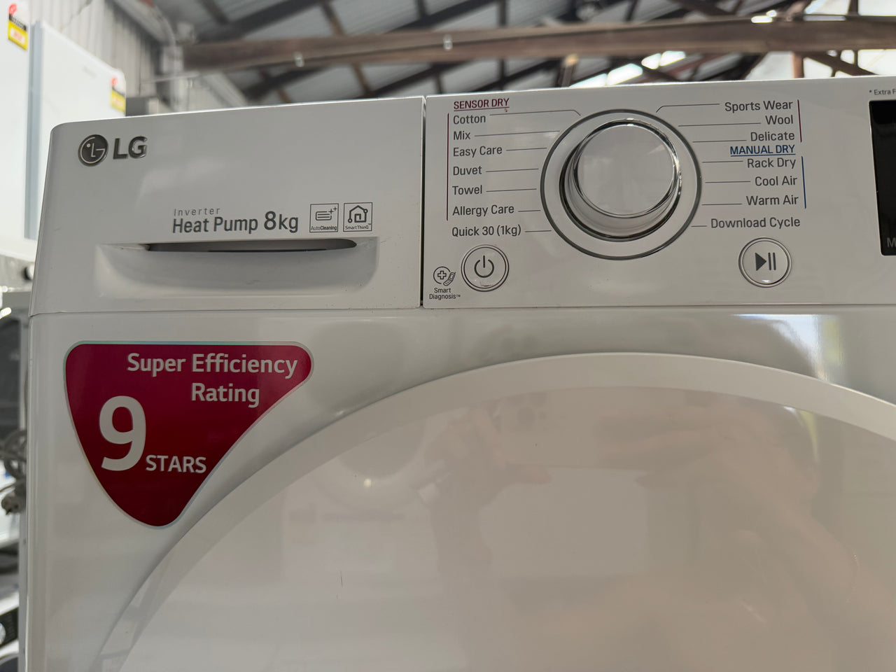 Factory second LG DVH4-08W 8kg heat pump dryer