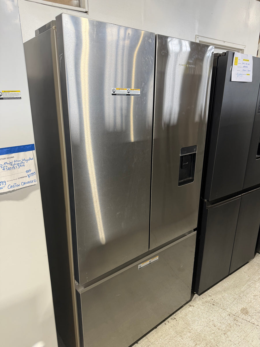 Factory second Fisher & Paykel 569 L French Door Refrigerator RF610ANUX5 - Second Hand Appliances Geebung