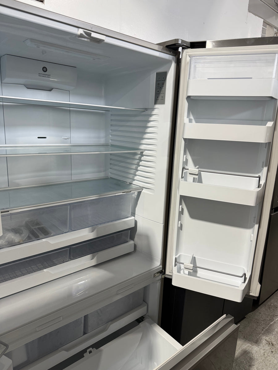 Factory second Fisher & Paykel 569 L French Door Refrigerator RF610ANUX5 - Second Hand Appliances Geebung