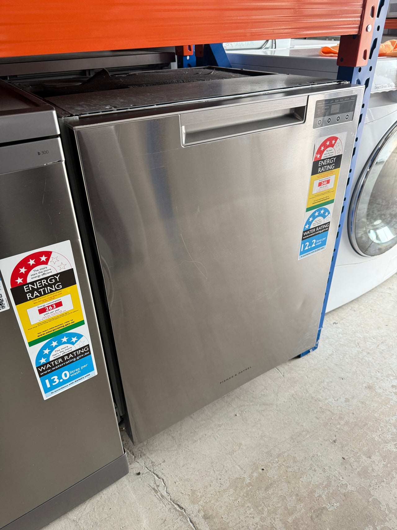 Factory second The Fisher & Paykel DW60UC2X2 iSeries 5 Contemporary Built-Under Dishwasher