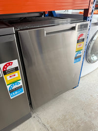 Thumbnail for Factory second The Fisher & Paykel DW60UC2X2 iSeries 5 Contemporary Built-Under Dishwasher