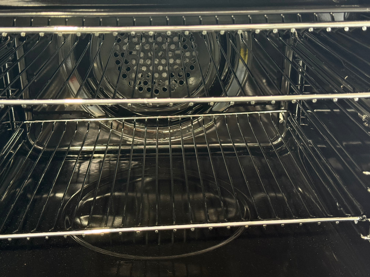 Factory second Electrolux UltimateTaste 700 60 cm Pyrolytic Steam Oven EVEP615DSE