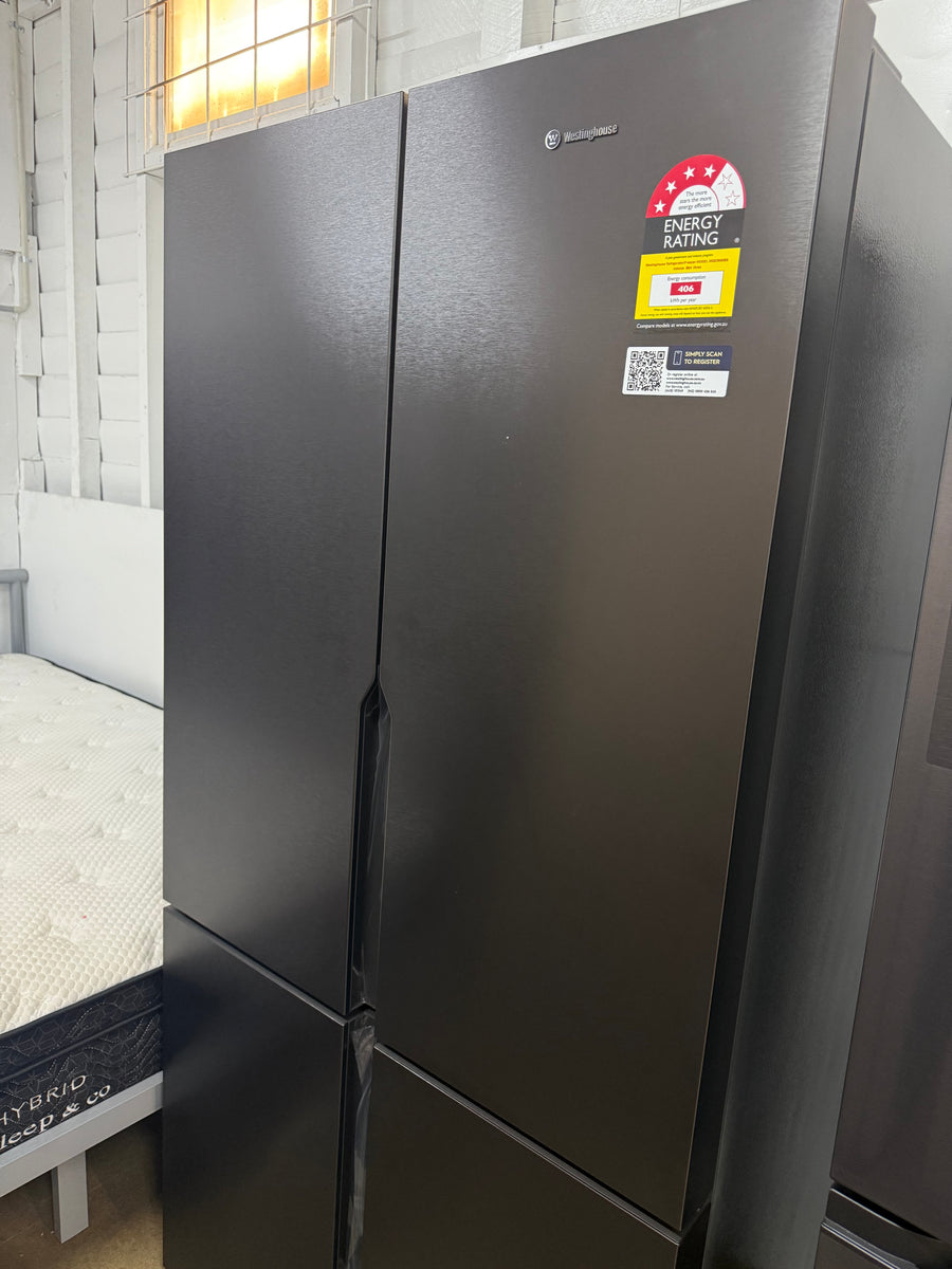 Factory second Westinghouse 564 L Quad-Door French Fridge – Matte Black WQE5600BB - Second Hand Appliances Geebung
