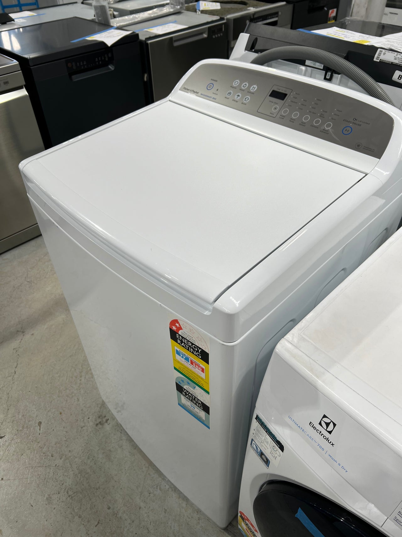 Second hand Fisher&Paykel 8kg Top Load Washing Machine WA8060G1