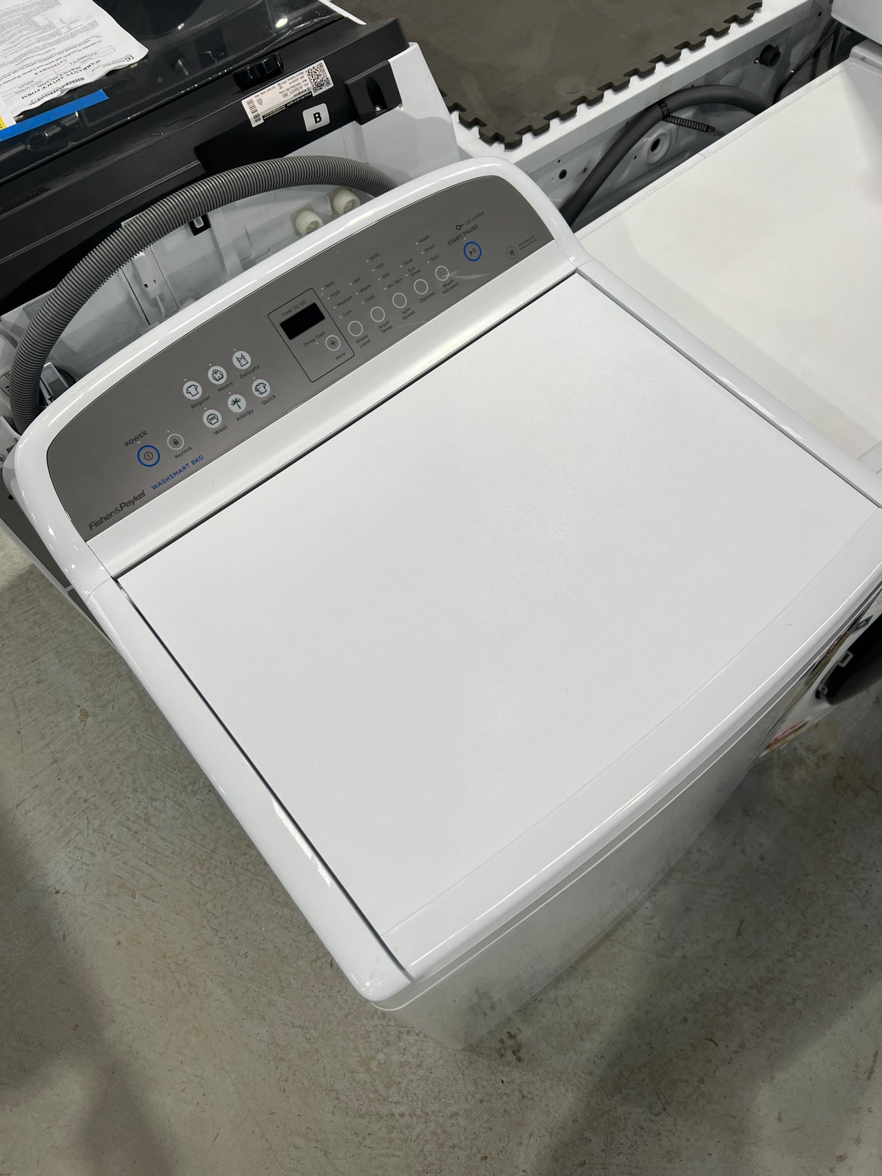 Second hand Fisher&Paykel 8kg Top Load Washing Machine WA8060G1