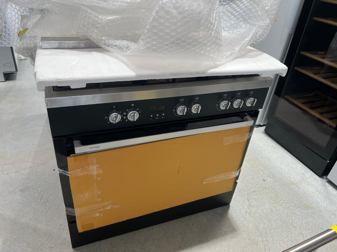 Factory second Omega 90cm Dual Fuel Upright Cooker OF910FX - Second Hand Appliances Geebung