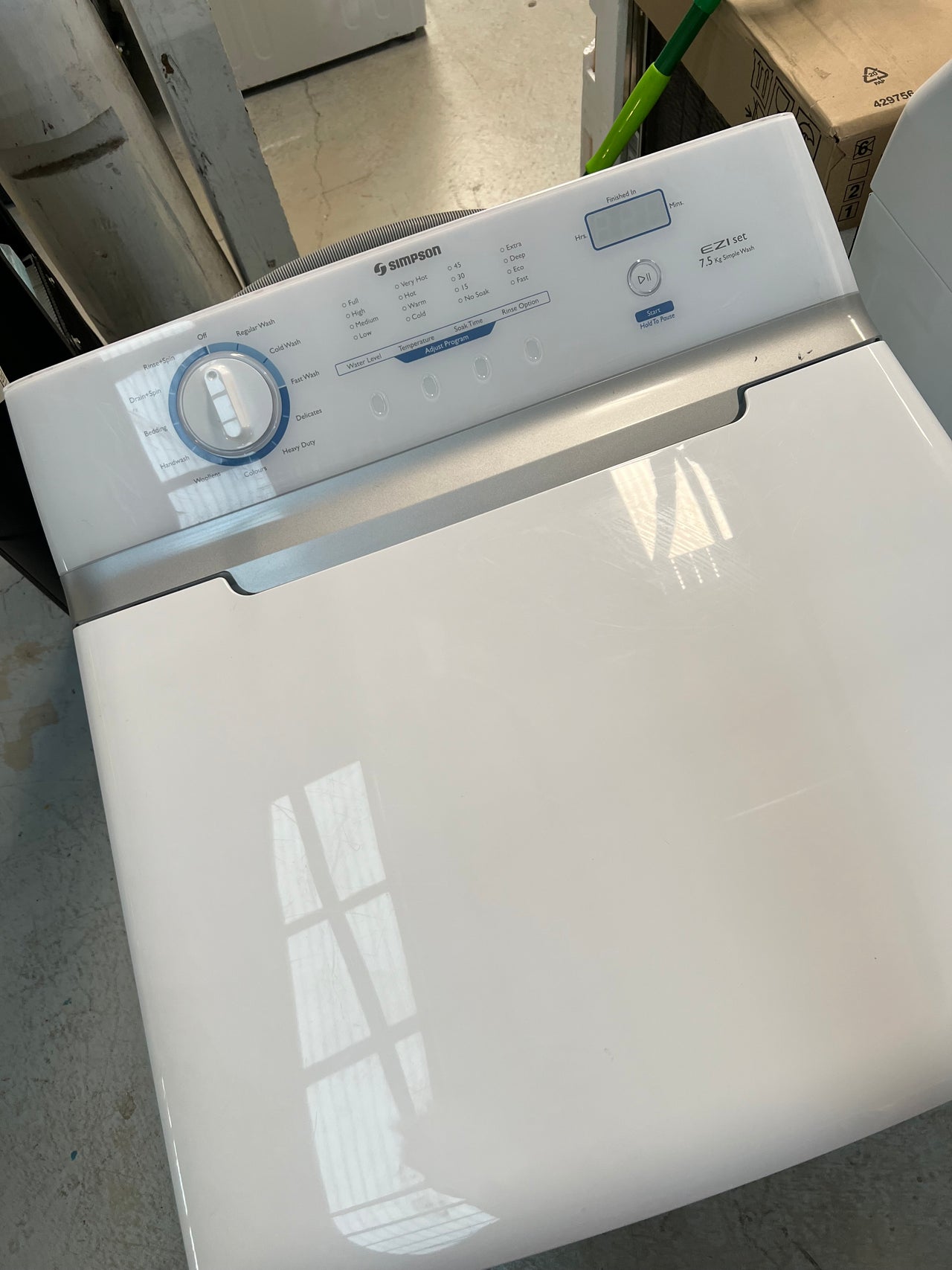 Second hand Simpson EZI Set Top Load Washing Machine 7.5kg SWT704 - Second Hand Appliances Geebung