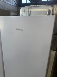 Thumbnail for Factory second Hisense HRAF242 is a 242-litre upright refrigerator - Second Hand Appliances Geebung