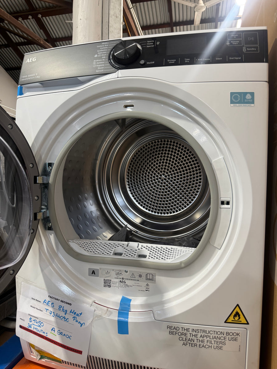 Factory second AEG 8kg 7000 Series Heat Pump Dryer – T738A4OBC