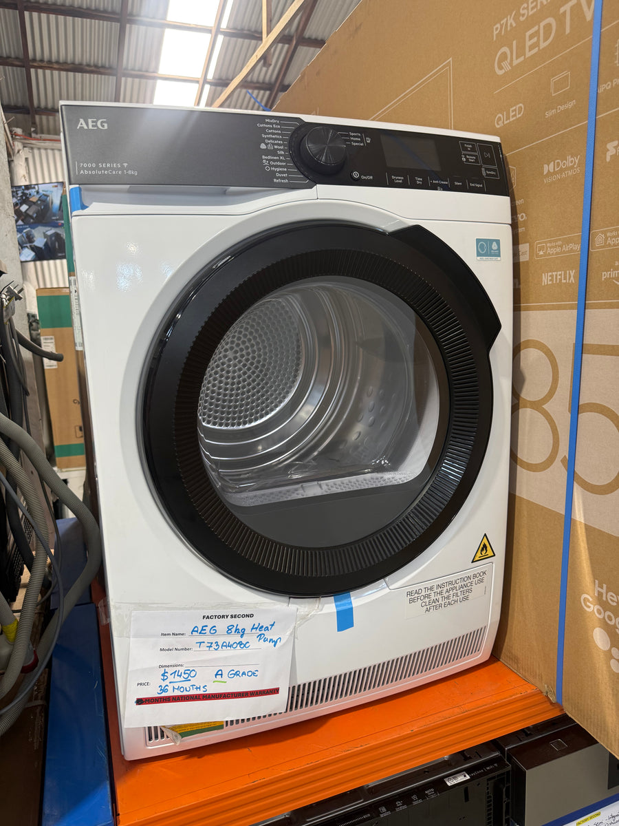 Factory second AEG 8kg 7000 Series Heat Pump Dryer – T738A4OBC