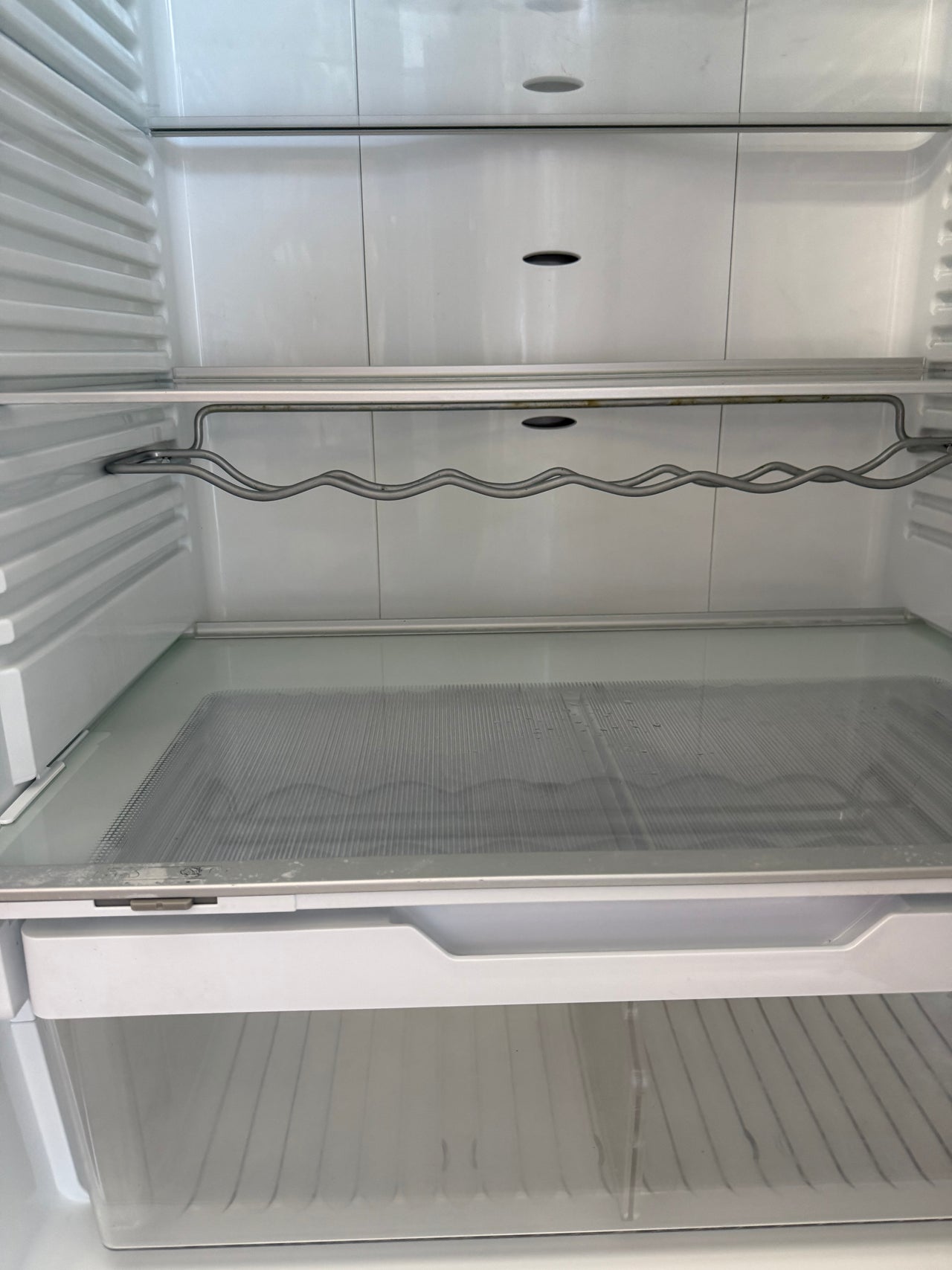 Second Hand Fisher & Paykel E521T Refrigerator