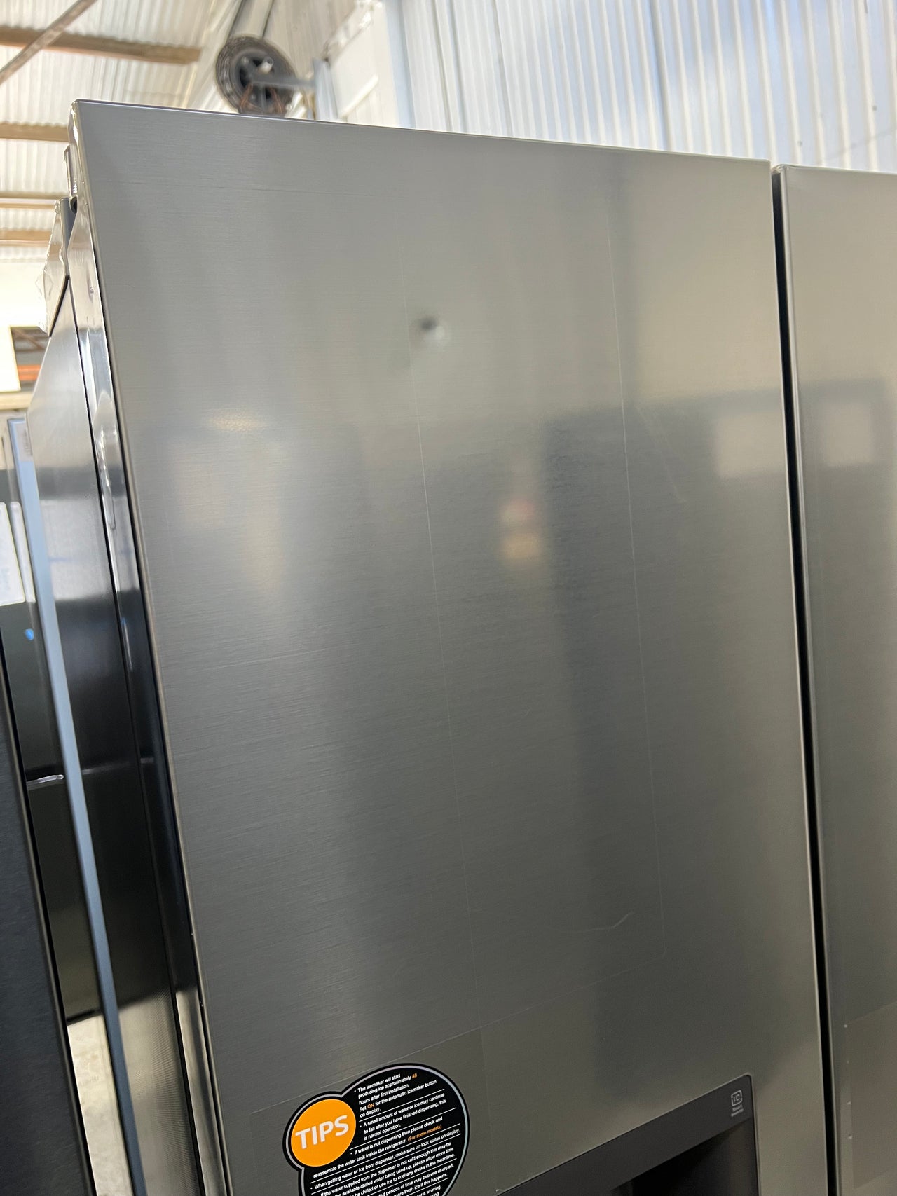 Factory second LG 635L Side by Side Fridge with Ice & Water Dispenser Stainless Steel GS-L600PL - Second Hand Appliances Geebung