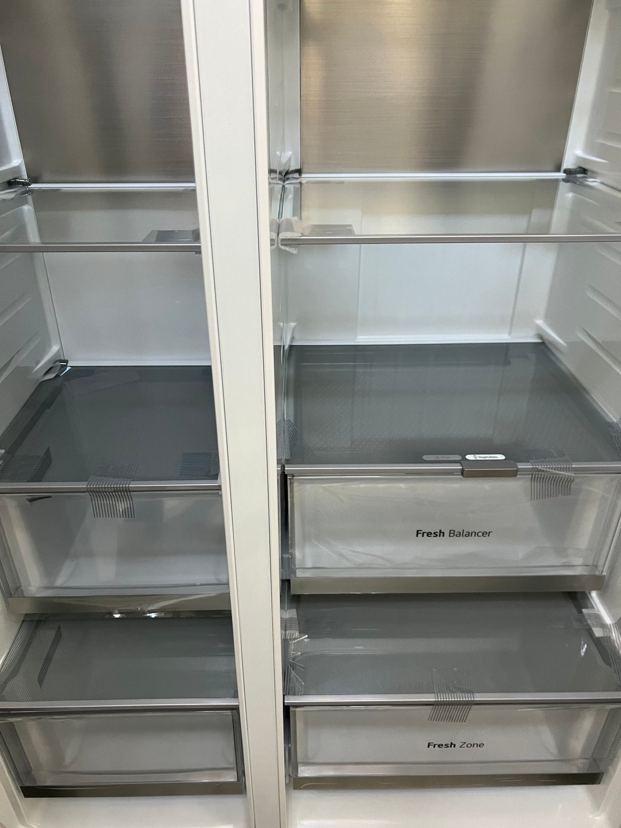 Factory second LG 635L Side by Side Fridge with Ice & Water Dispenser Stainless Steel GS-L600PL - Second Hand Appliances Geebung