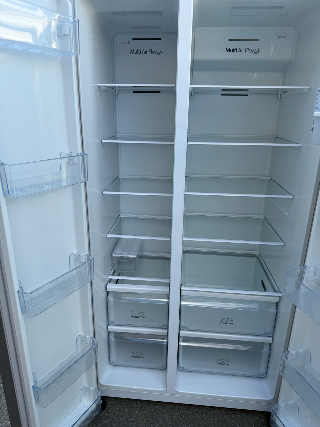 Factory second Hisense HRSBS578SW 578L Side by Side Fridge (Stainless Steel)