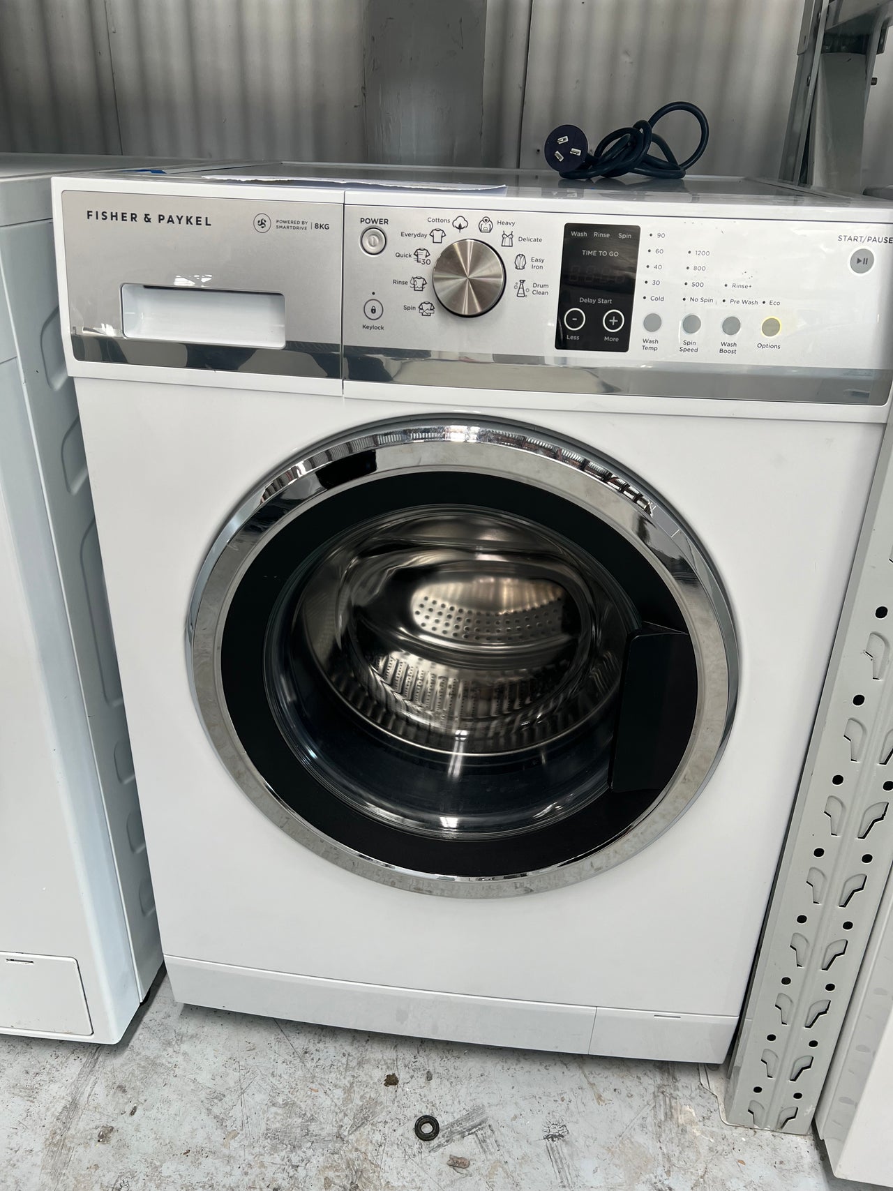 Factory second Fisher & Paykel 8kg Front Loader Washing Machine Model: WH8060J3 - Second Hand Appliances Geebung