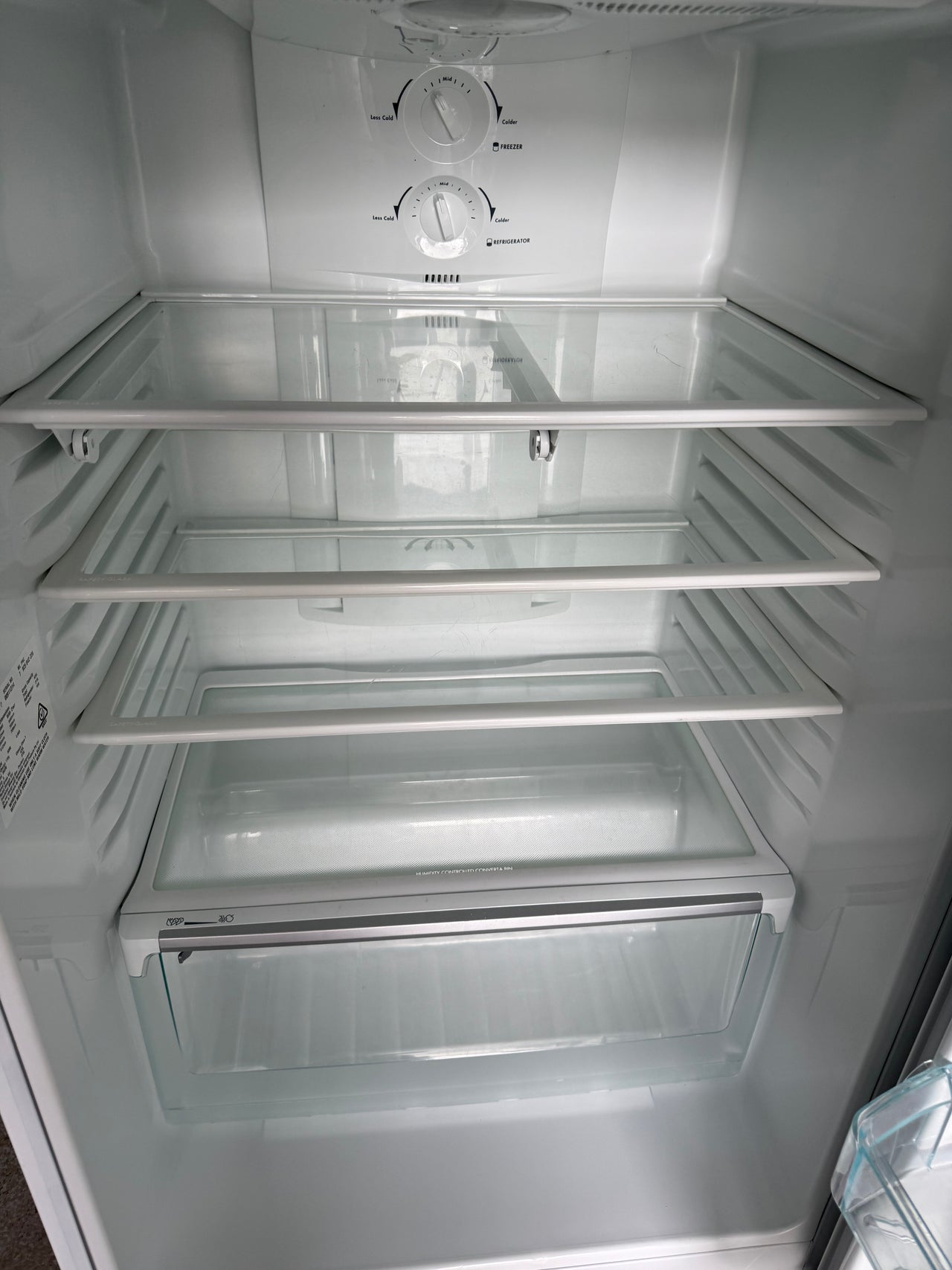 Second hand Westinghouse WTM4200 420-liter top-mount refrigerator