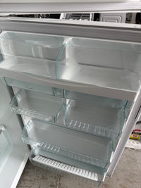 Thumbnail for Second hand Westinghouse WTM4200 420-liter top-mount refrigerator