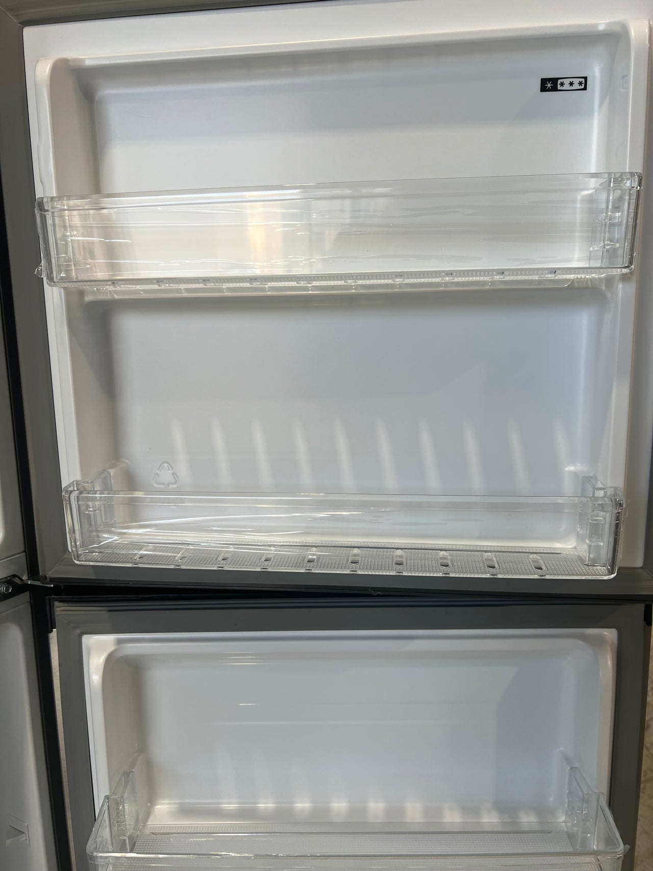 Factory second/ Carton damaged Hisense 205L Top Mount Refrigerator HRTF206S - Second Hand Appliances Geebung