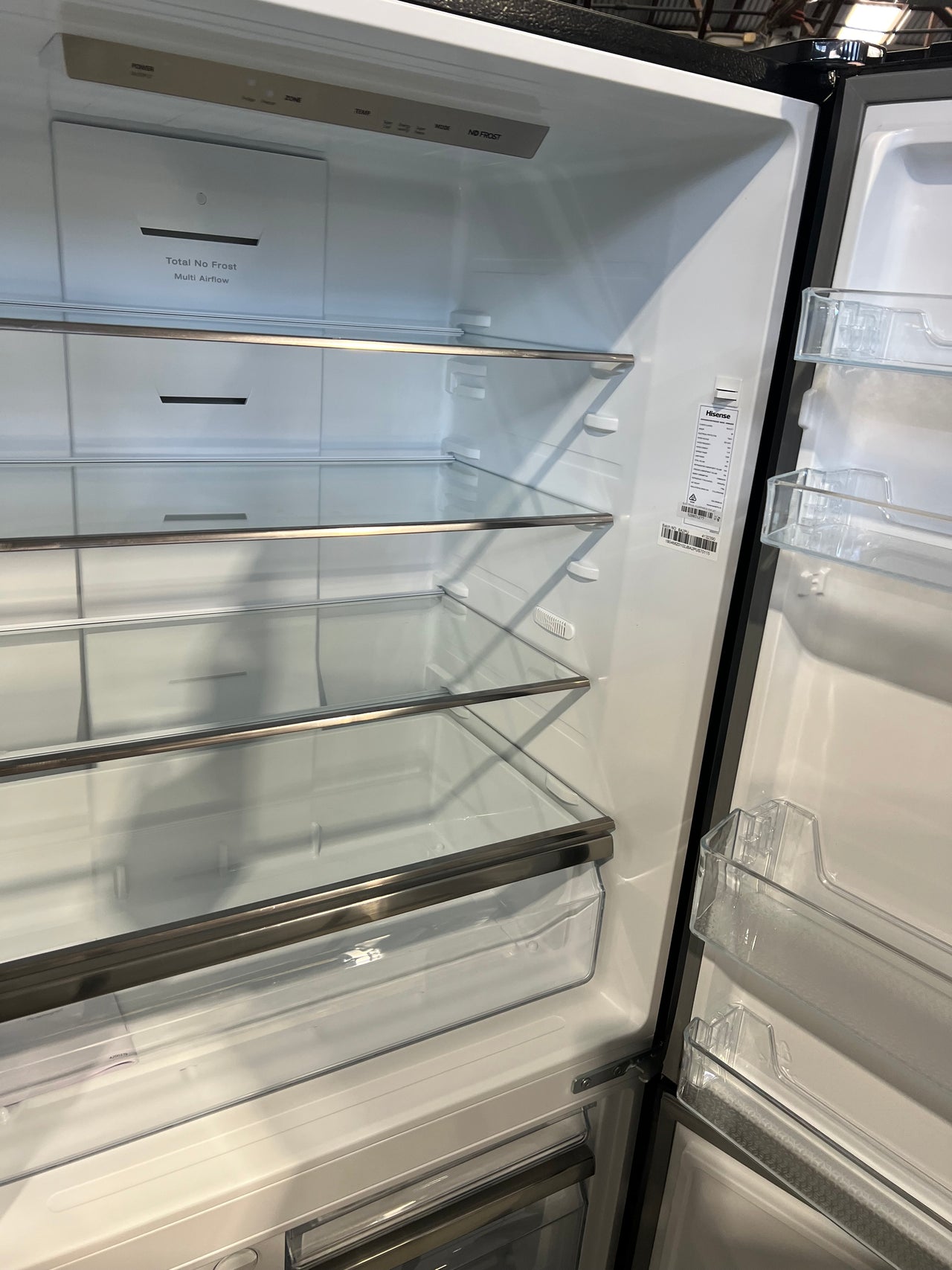 Factory second Hisense 483L PureFlat Bottom Mount Refrigerator Model: HRBM483B - Second Hand Appliances Geebung