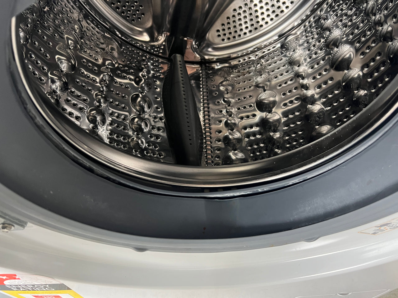 Second hand LG WD1475NCW 7.5kg White Front Loader Washing Machine - Second Hand Appliances Geebung