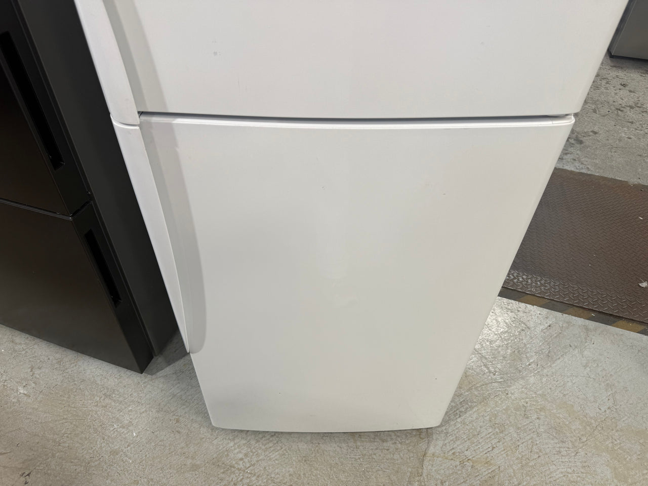 Buy Second Hand Fisher & Paykel 331L Top Mount Refrigerator – E331T |  | [product_variant] | Second Hand Appliances Geebung Brisbane