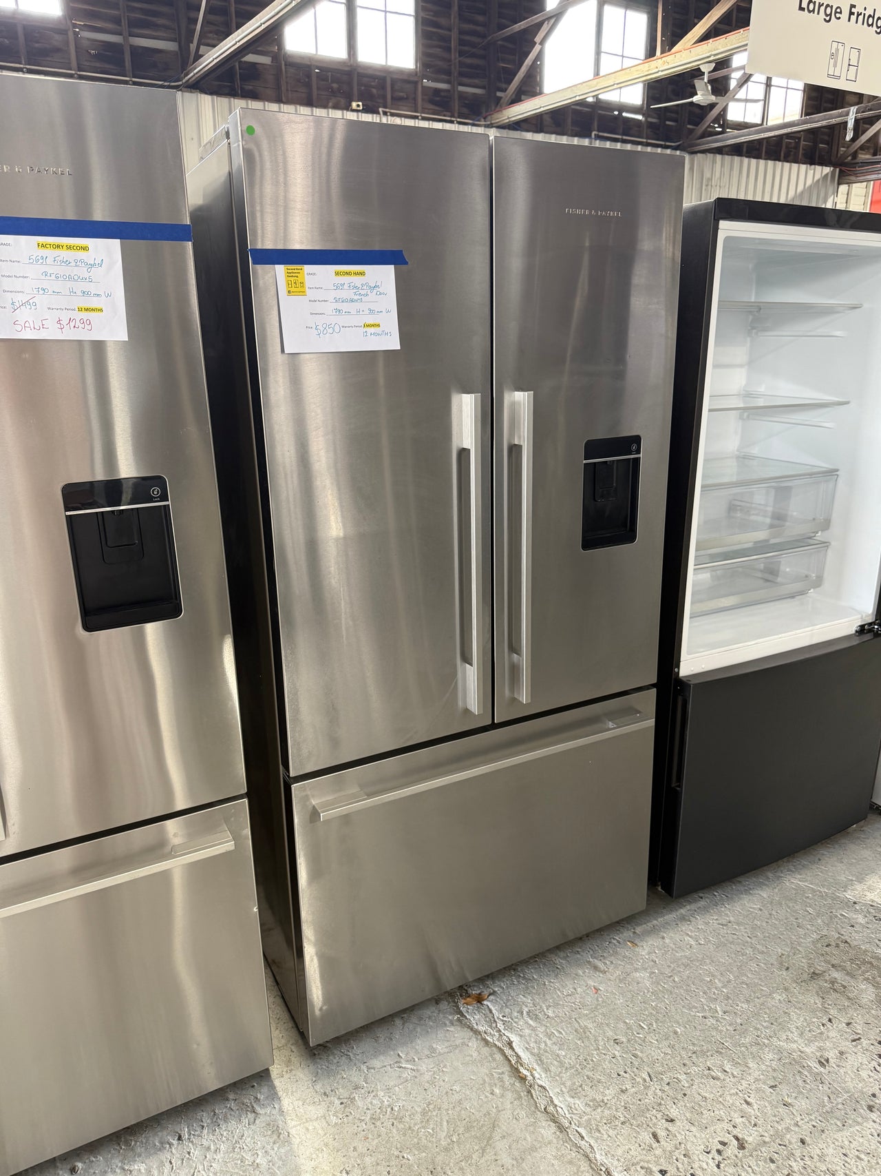 Second Hand Fisher & Paykel RF610ADUX5 569L French Door Fridge with Ice & Water - Second Hand Appliances Geebung