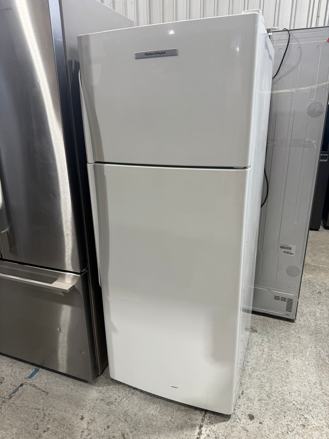 Second hand 380L Fisher & Paykel Fridge Freezer E381TRT - Second Hand Appliances Geebung