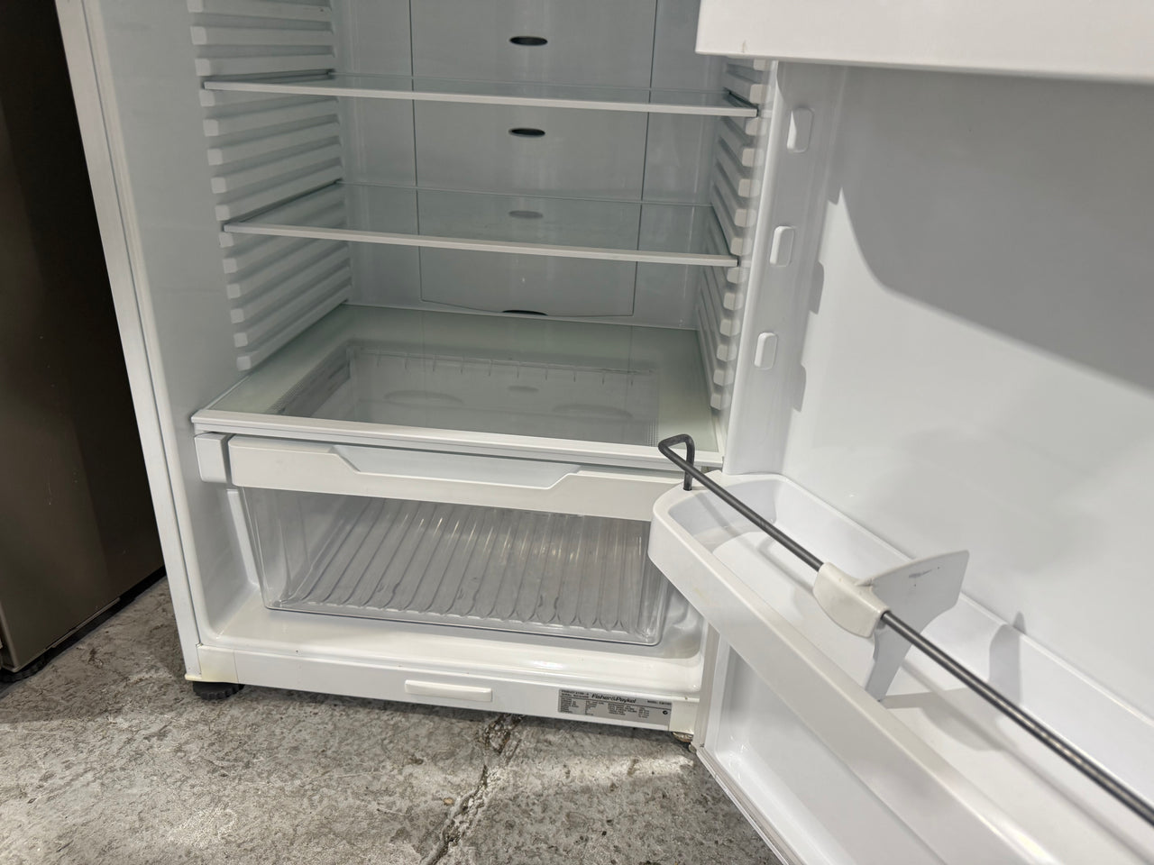 Second hand 380L Fisher & Paykel Fridge Freezer E381TRT - Second Hand Appliances Geebung