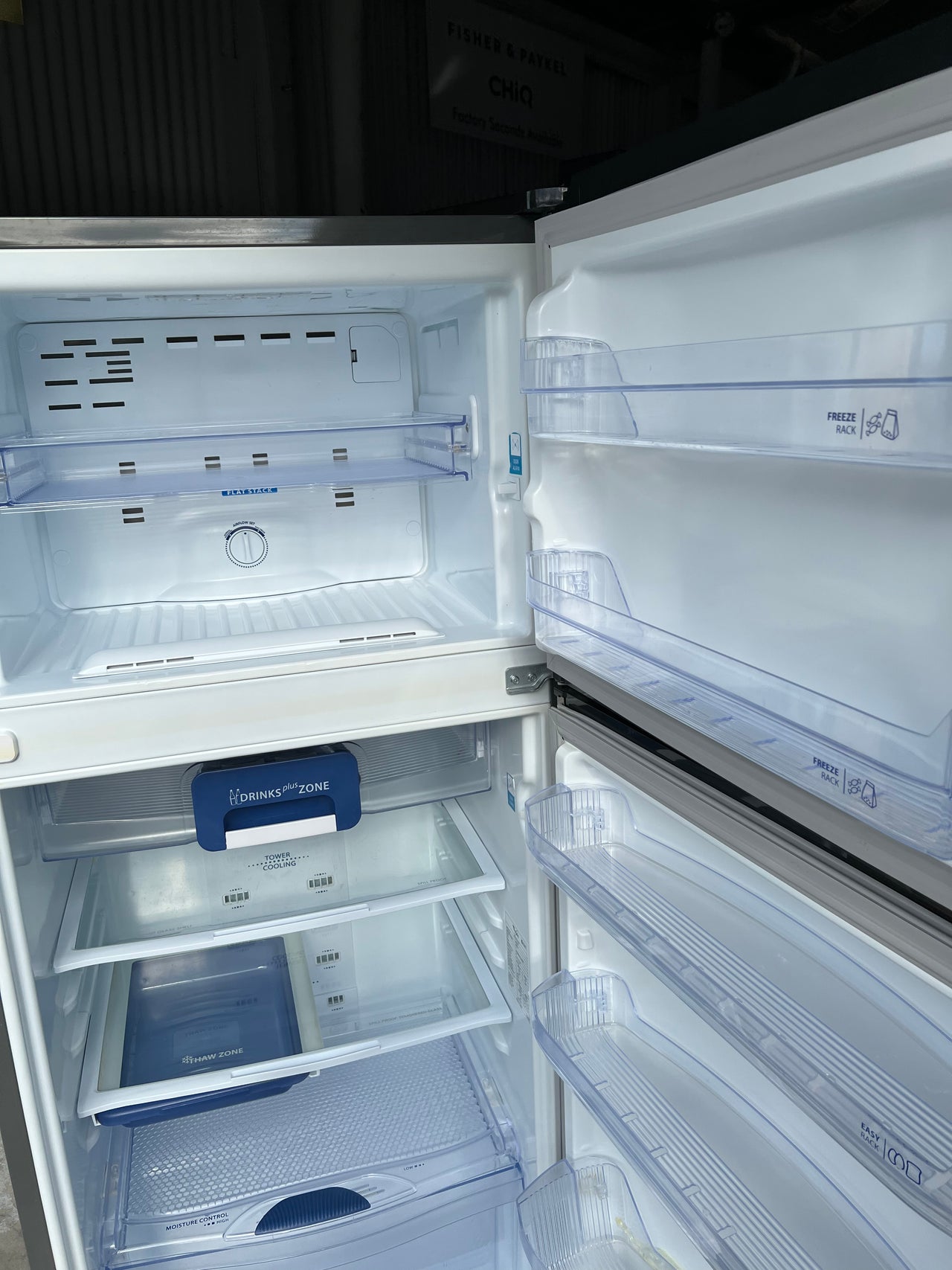 Second hand 410L Whirlpool Fridge WRIBP41MC - Second Hand Appliances Geebung