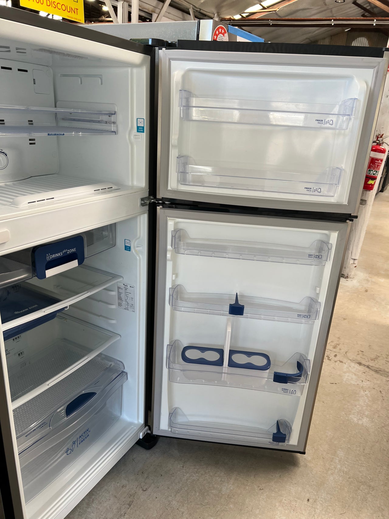 Second hand 410L Whirlpool Fridge WRIBP41MC - Second Hand Appliances Geebung