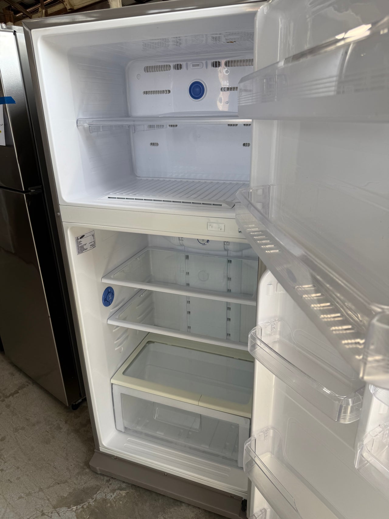 Second hand 431L Samsung Fridge Model: SR431MLS - Second Hand Appliances Geebung