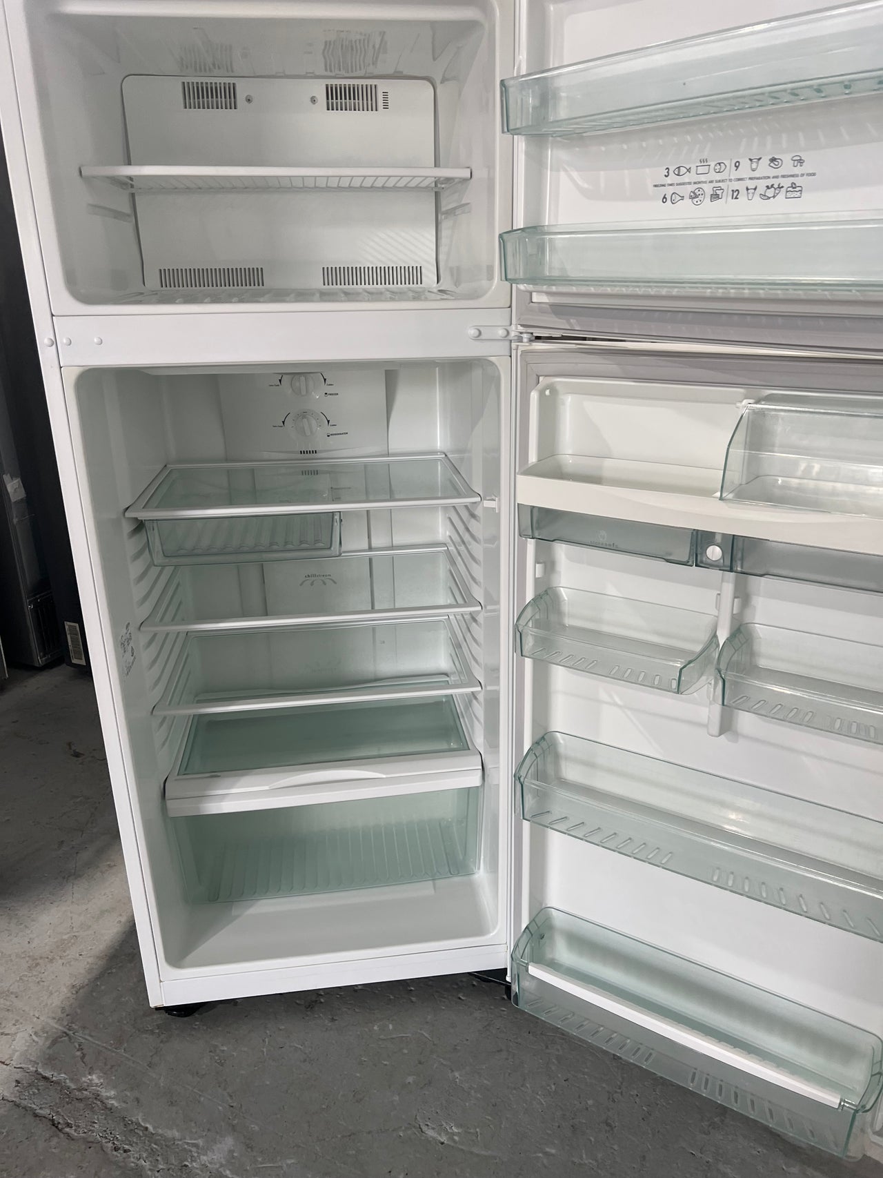 Second hand 440L Westinghouse fridge freezer RJ442V-R - Second Hand Appliances Geebung