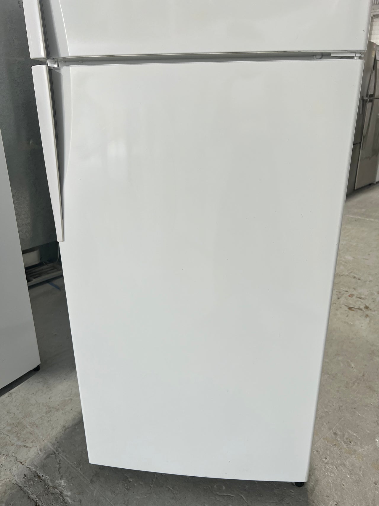 Second hand 440L Westinghouse fridge freezer RJ442V-R - Second Hand Appliances Geebung