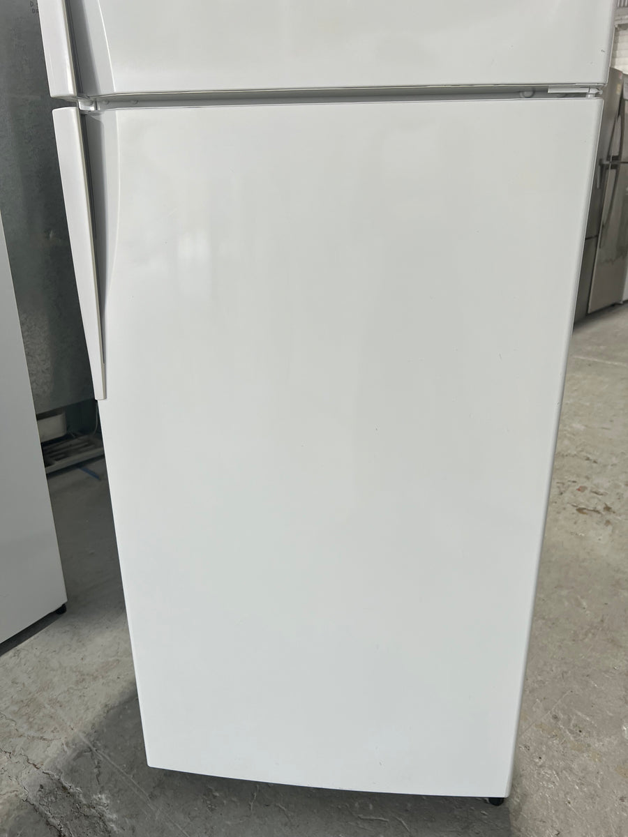 Second hand 440L Westinghouse fridge freezer RJ442V-R - Second Hand Appliances Geebung