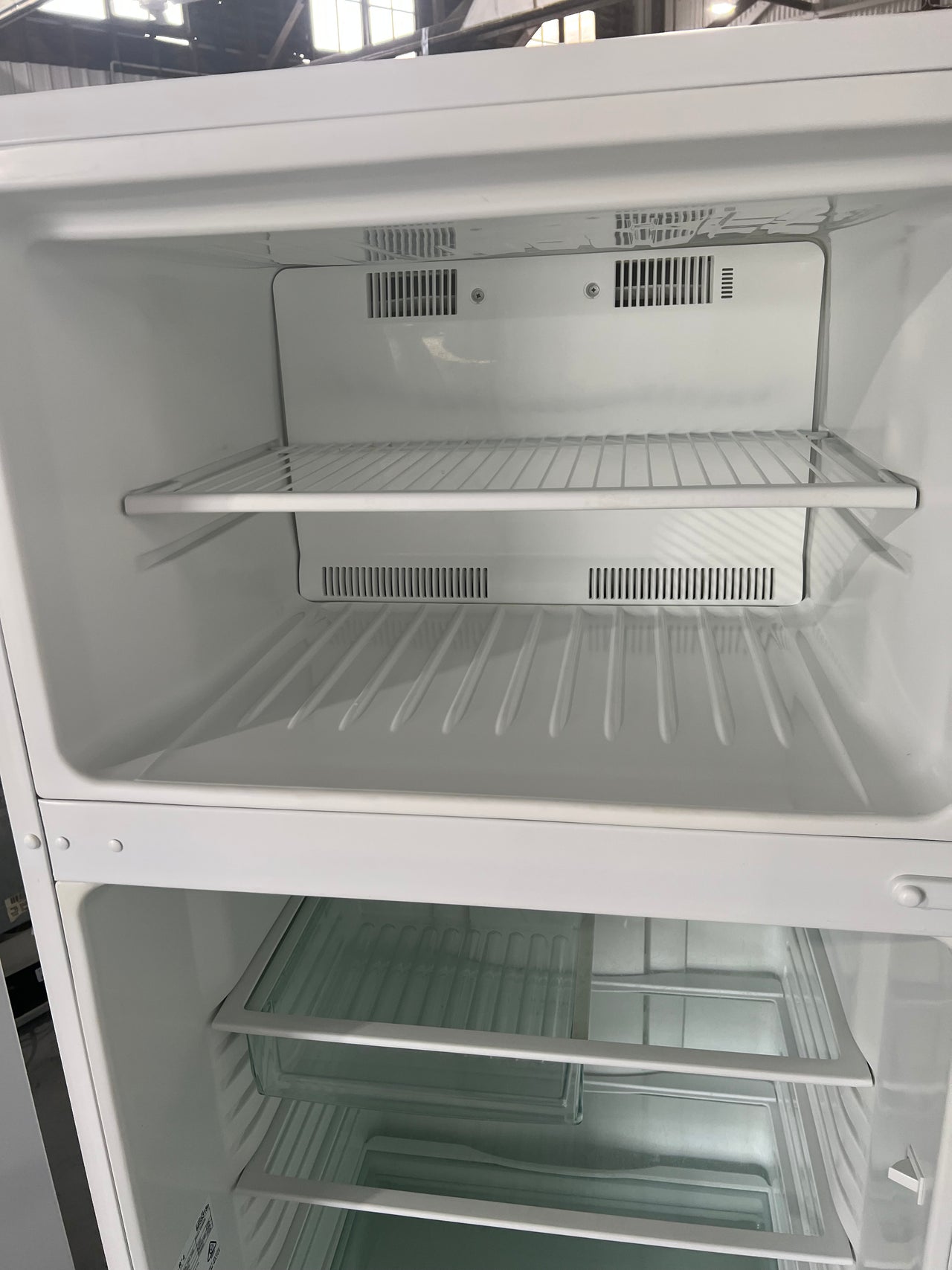 Second hand 440L Westinghouse fridge freezer RJ442V-R - Second Hand Appliances Geebung