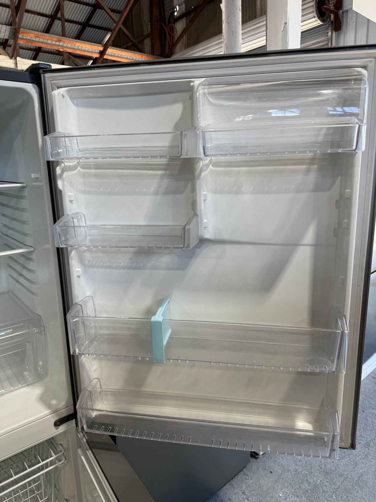 Second hand 510L Simpson Fridge Model: SBM5100 - Second Hand Appliances Geebung