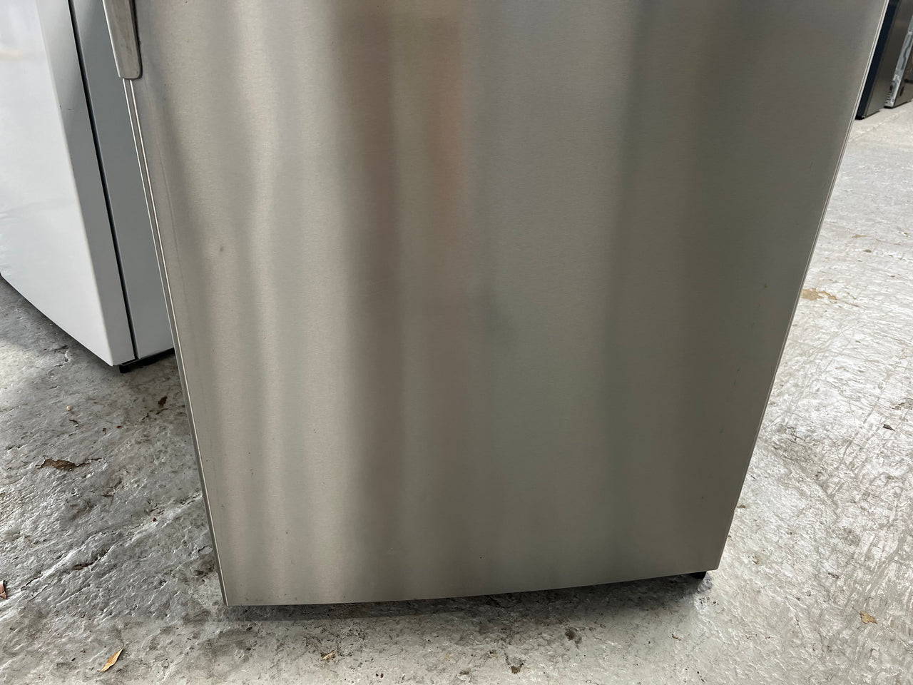 Second hand 520L Westinghouse Top Mount Fridge WTE5200SB - Second Hand Appliances Geebung