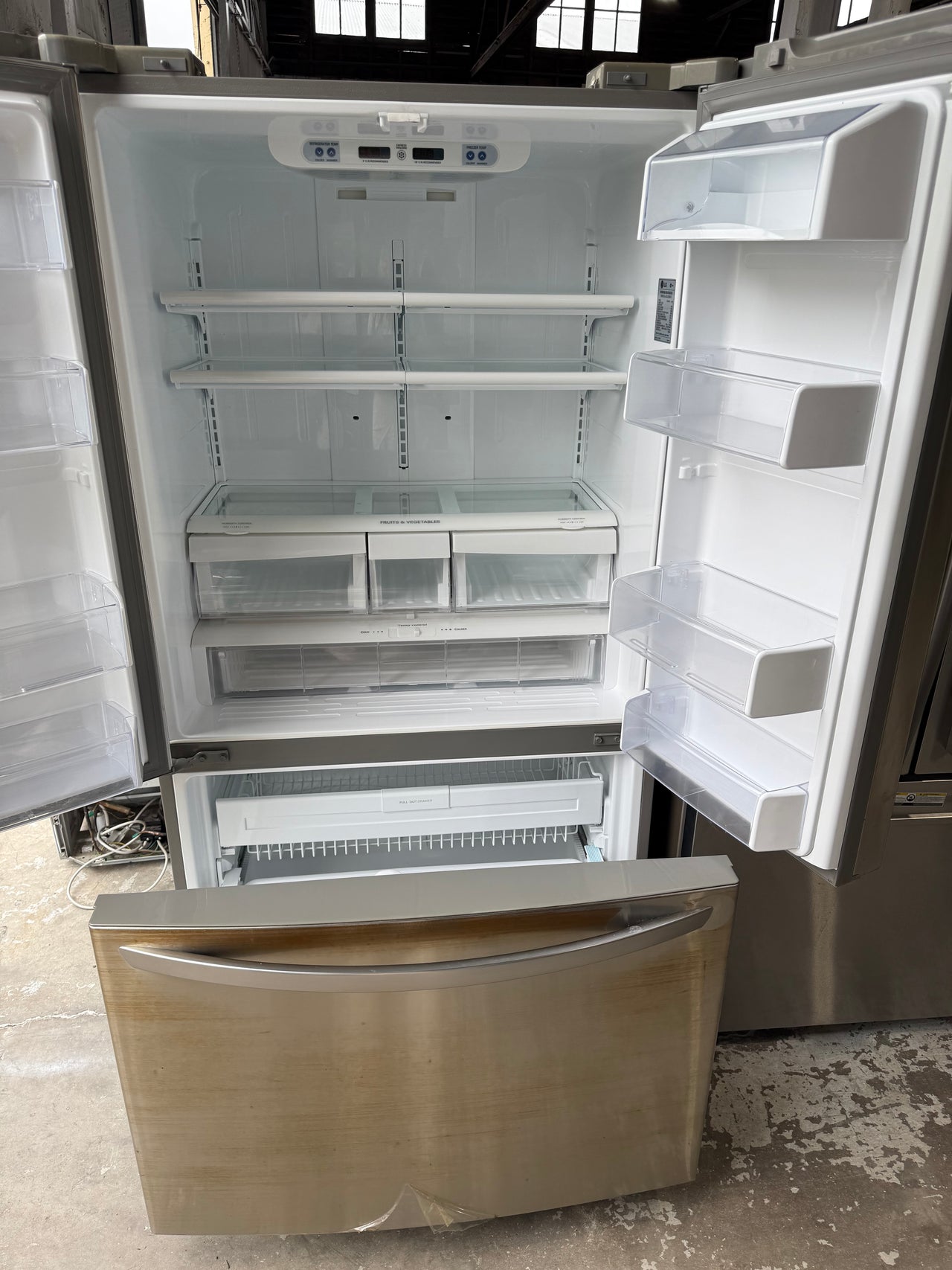 Second hand 622 litre Stainless Steel French Door Fridge with Slide 'n' Glide Drawer GR-B218STS - Second Hand Appliances Geebung