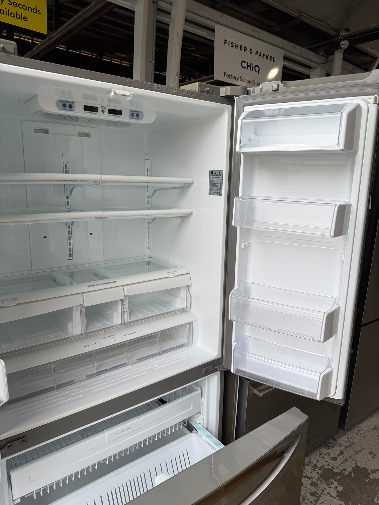 Second hand 622 litre Stainless Steel French Door Fridge with Slide 'n' Glide Drawer GR-B218STS - Second Hand Appliances Geebung