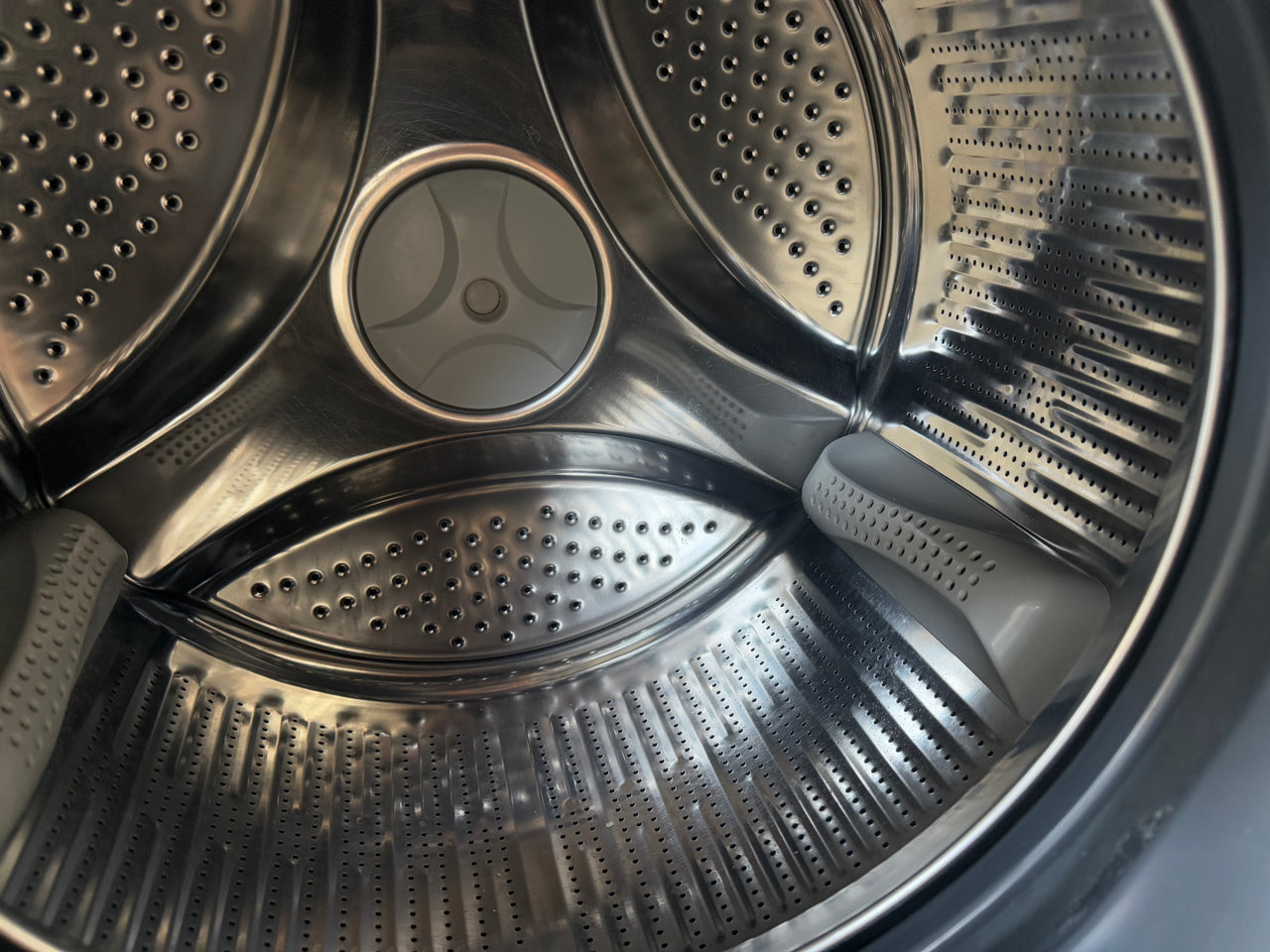 Second hand 7.5 kg Fisher&Paykel Front Loader WH7560J2 - Second Hand Appliances Geebung