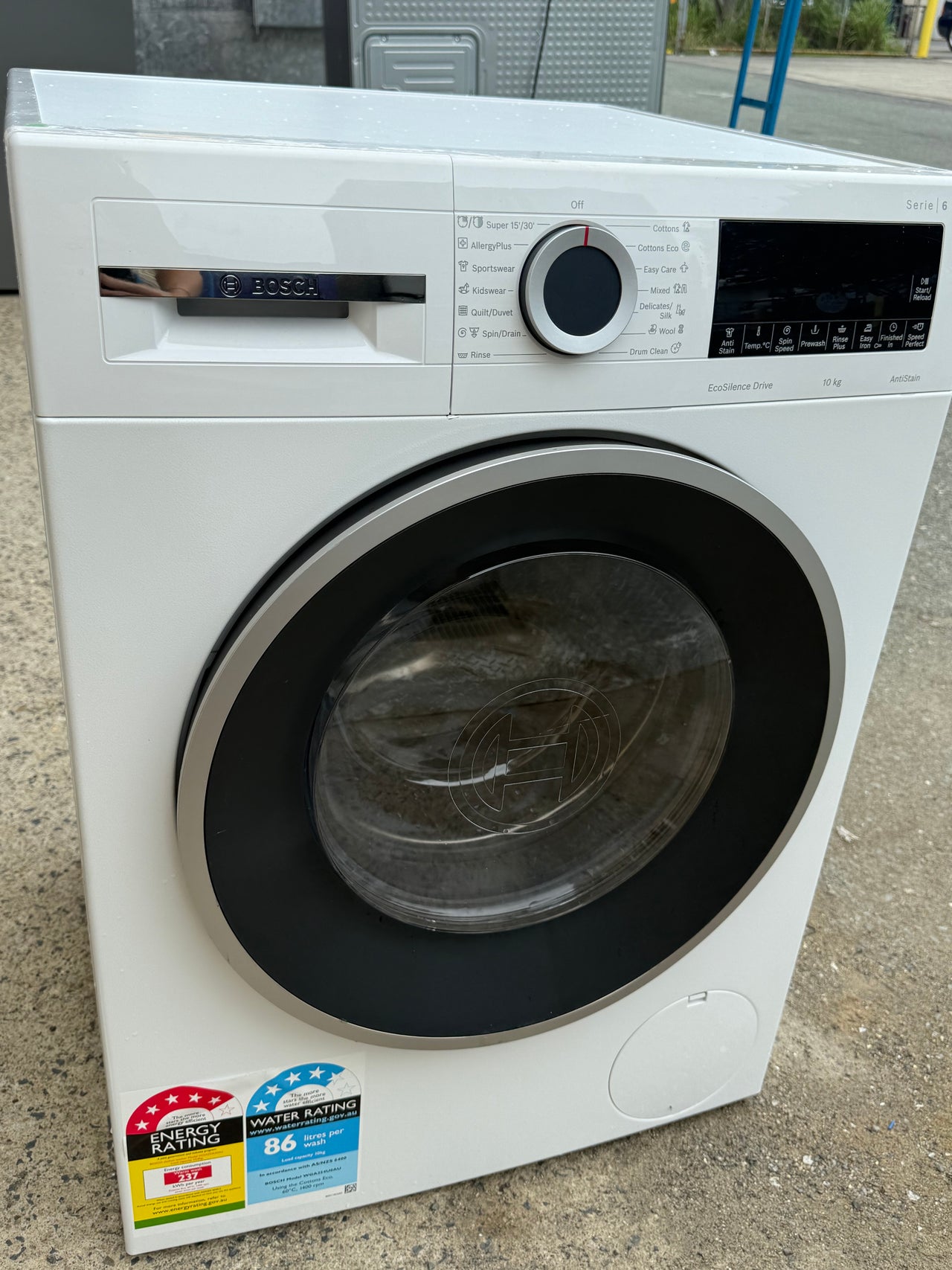 Second hand Bosch 10kg Front Load Washer Model: WGA254U0AU - Second Hand Appliances Geebung